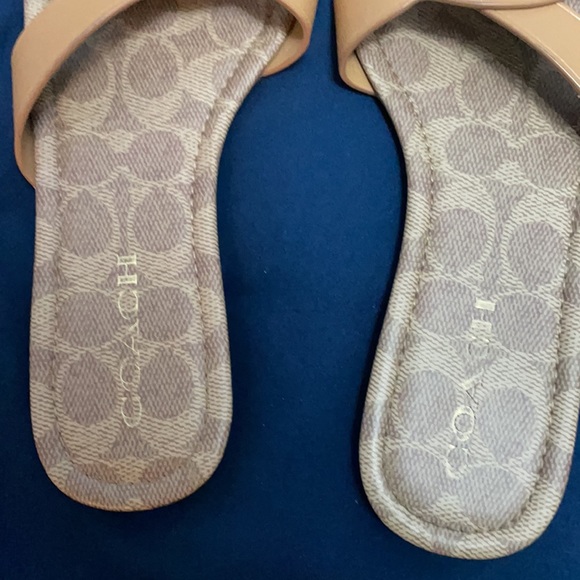 Coach Essie Leather Slide - Picture 3 of 6